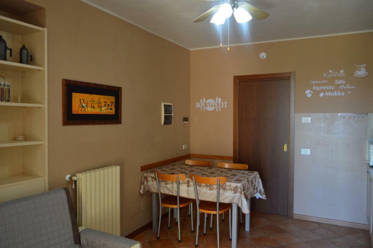 Il Melograno B&B Apartament Роэ Экстерьер фото